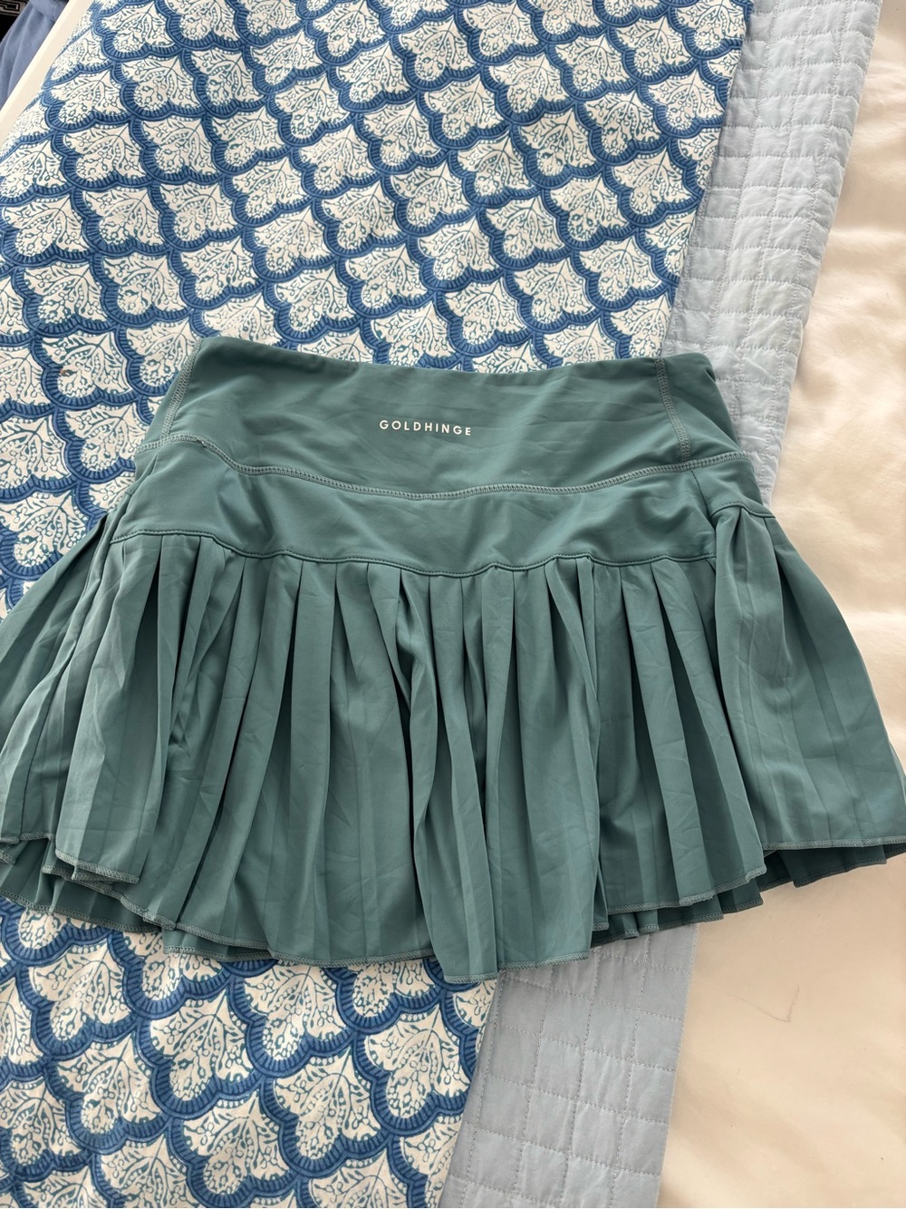 Gold Hinge athletic skirt 💙💚